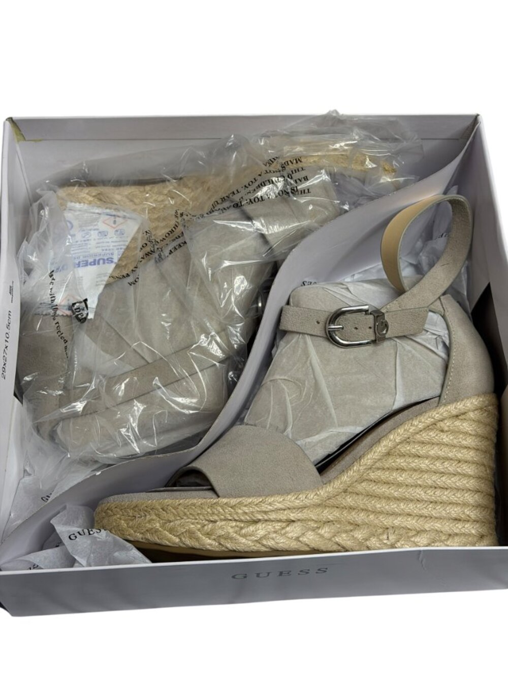 Guess Hidy Suede Sandals Shoes Wedge Espadrille Buckle Light Gray 8.5 NIB - Picture 11 of 13